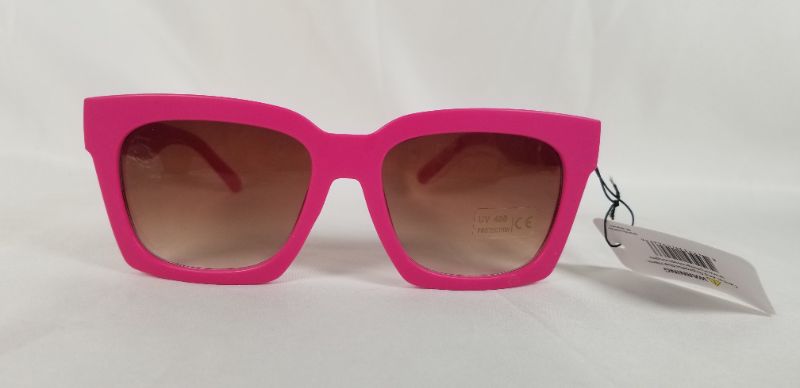 Photo 2 of  SQUARE LIFE STYLE PINK BAND SUNGLASSES PROTECTS UP TO 400UV NEW