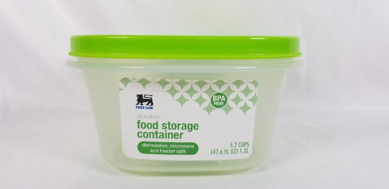 Photo 1 of 5.2 CUP SQUARE REUSABLE CLEAR FOOD CONTAINER WITH GREEN LID NEW