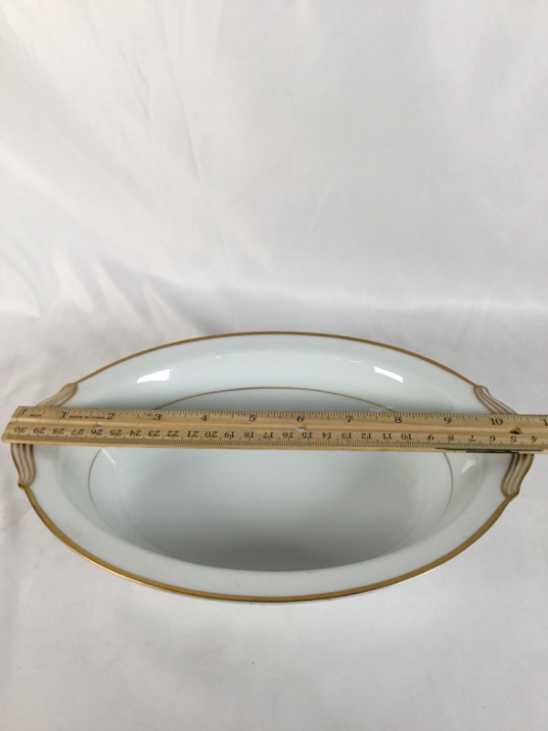 Photo 3 of WHITE SERVING BOWL WITH GOLD RIM USED 