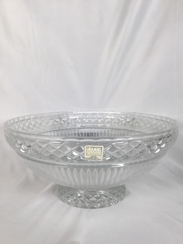 Photo 2 of VINTAGE FIFTH AVENUE CRYSTAL 12D INCH BOWL MADE IN POLAND 5H INCH USED  