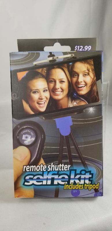 Photo 3 of REMOTE SHUTTER SELFIE KIT INCLUDES TRIPOD NEW 