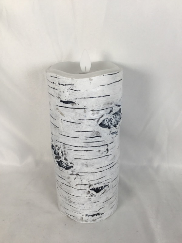 Photo 1 of 3D X 7H INCH WHITE RUSTIC LED WAX CANDLE NEW