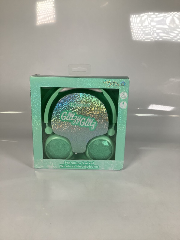 Photo 1 of BLUETOOTH GLITTER PREMIUM SWIVEL WIRELESS HEADPHONES COLOR GREEN MINT NEW