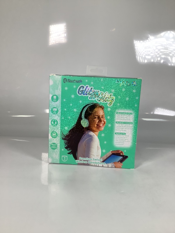 Photo 1 of BLUETOOTH GLITTER PREMIUM SWIVEL WIRELESS HEADPHONES COLOR GREEN MINT NEW