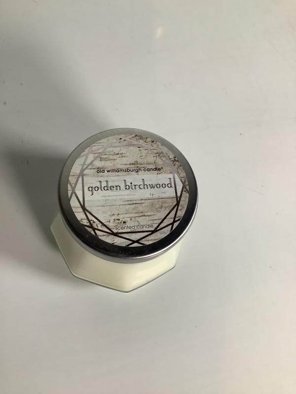 Photo 1 of OLD WILLIAMBRYGH GOLDEN BIRCHMOOD CANDLE NEW