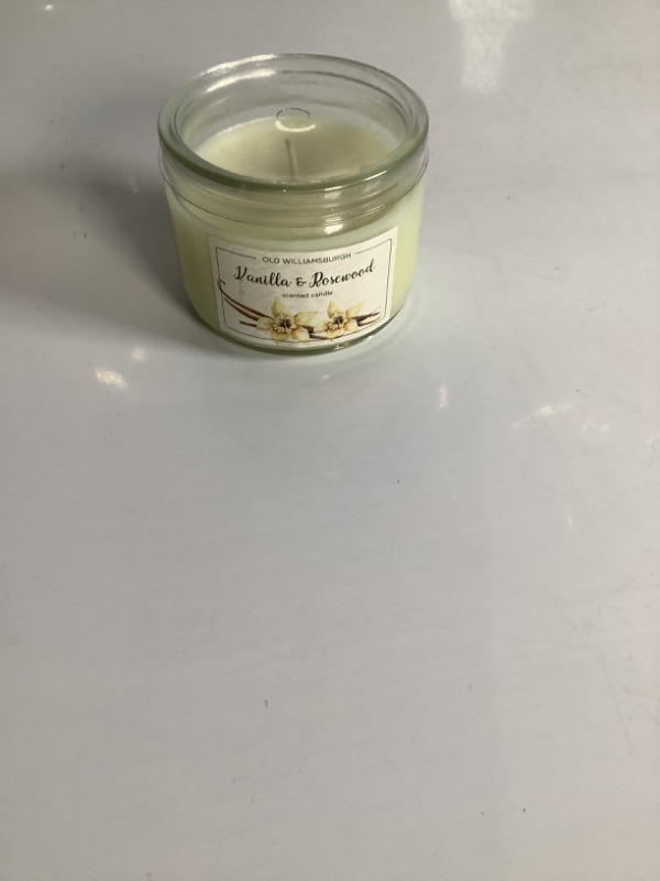 Photo 1 of OLD WILLIAMBURGH VANILLA AND OSEWOOD CANDLE SCENTED NEW