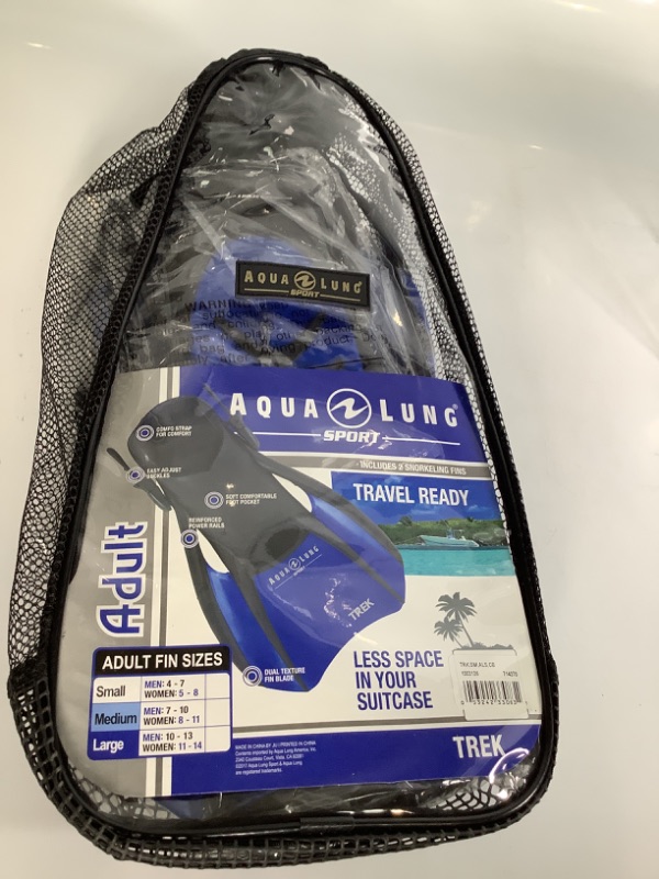 Photo 1 of AQUA LUNG SPORT ADULT TRAVEL READY TREK FINS BLUE/BLACK WITH TRAVEL BAG SIZE SMALL COLOR BLUE NEW 