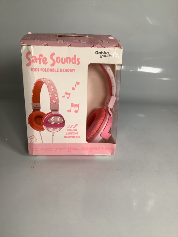 Photo 3 of SAFE SOUNDS KIDS FOLDABLE HEADSET VOLUME LIMITING COLOR PINK NEW