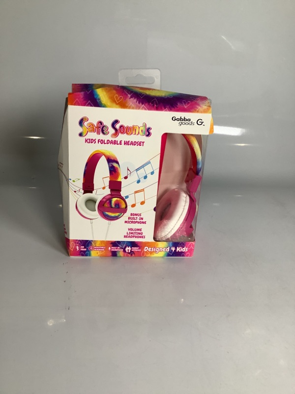 Photo 1 of SAFE SOUNDS KIDS FOLDABLE HEADSET MULTI COLORS VOLUME LIMITING HEADPHONES DESIGNED FOR KIDS NEW