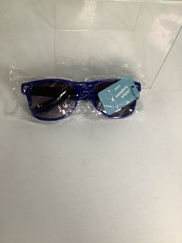 Photo 1 of LIFESTYLE SUNGLASSES UV400 COLOR DARK BLUE NEW