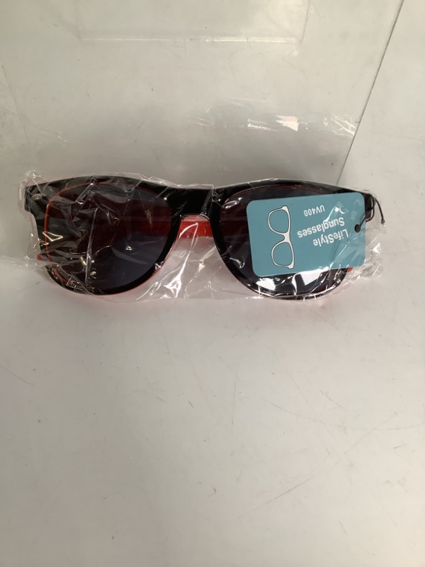 Photo 1 of LIFESTYLE SUNGLASSES UV400 COLOR BLACK AND RED NEW