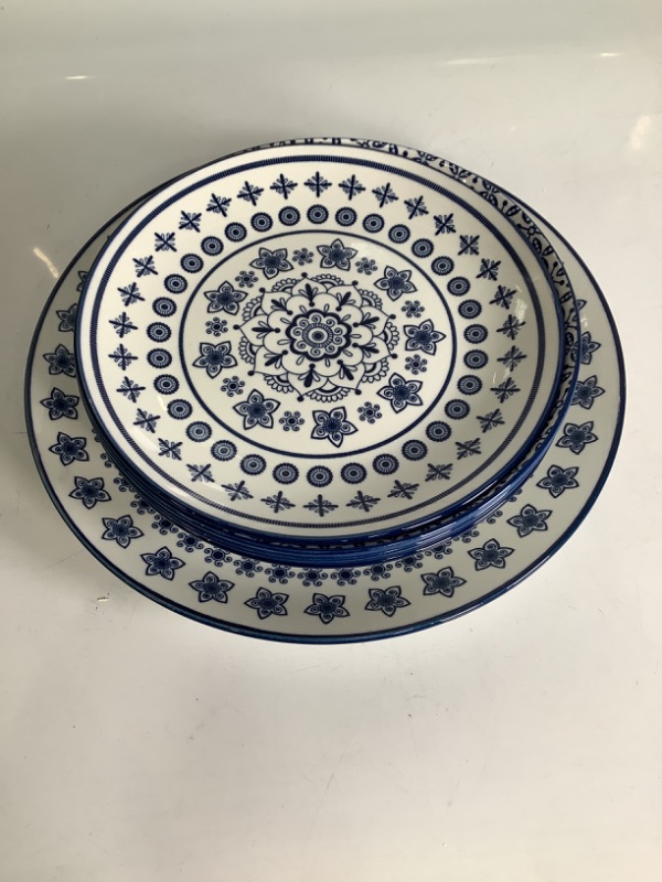 Photo 1 of 5 PIECE PLATES AND BOWLS COLOR WHITE AND BLUE NEW