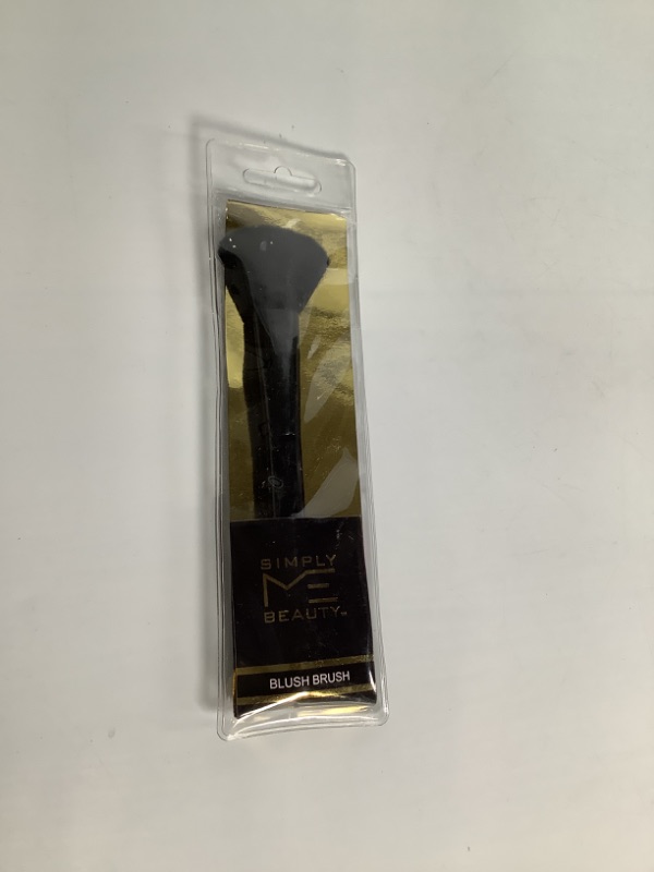 Photo 1 of SIMPLY BEAUTY BLUSH BRUSHES COLOR BLACK NEW