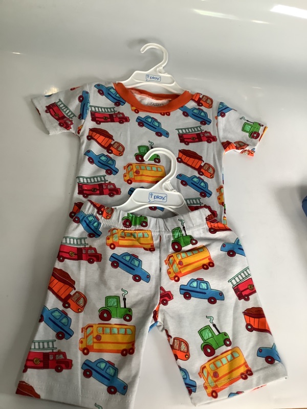 Photo 1 of PJS FOR A 3 YEAR OLD BOY SET DESIGN OF CARS AND BUSSES NEW