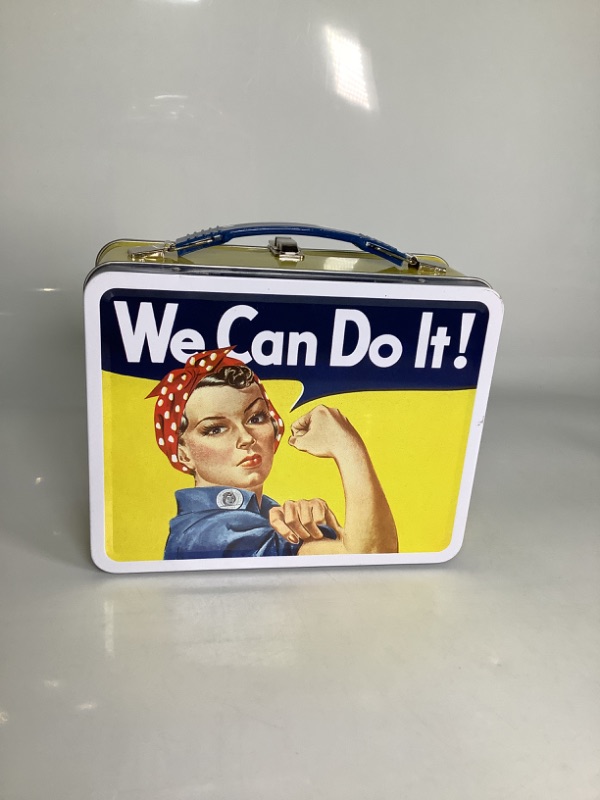 Photo 1 of 'WE CAN DO IT ' LUNCHBOX NEW