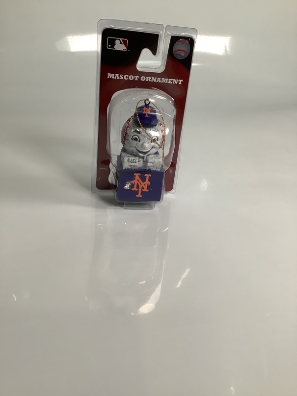 Photo 1 of MASCOT ORNAMENT 'NY' NEW