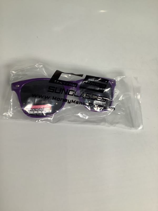 Photo 1 of SUNGLASSES COLOR PURPLE AND WHITE NEW