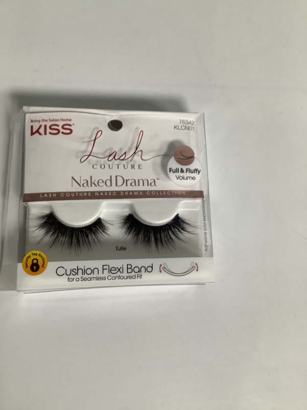 Photo 2 of KISS Lash Couture Naked Drama Collection, Full & Fluffy Volume 3D Faux Mink False Eyelashes, Cushion Flexi Band & Split-Tip Technology, Tapered, Reusable and contact lens friendly, Style Tulle, 1 Pair 1 Pair (Pack of 1) Tulle