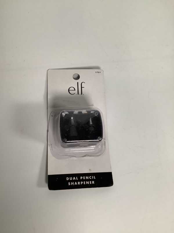 Photo 2 of e.l.f. Dual-Pencil Sharpener, Convenient, Essential Tool, Sharpens, Easy To Clean, Travel-Friendly, Compact, Vegan & Cruelty-Free, 1 Count (Pack of 1) new