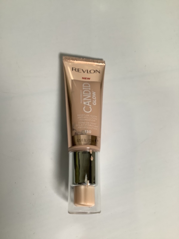 Photo 2 of Revlon Photo Ready Candid Glow Moisture Glow Anti-Pollution Foundation with Vitamin E and Prickly Pear Oil, Anti-Blue Light Ingredients, without Parabens, Phthalates, and Fragrances, Ivory, 0.75 oz Ivory 1 Count (Pack of 1) NEW