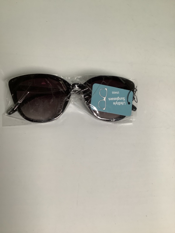 Photo 1 of SUNGLASSES COLOR BLACK NEW 