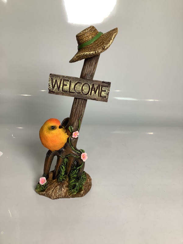 Photo 1 of EASTER 'WELCOME'  GARDEN SHOVEL WITH BIRD SIGN NEW