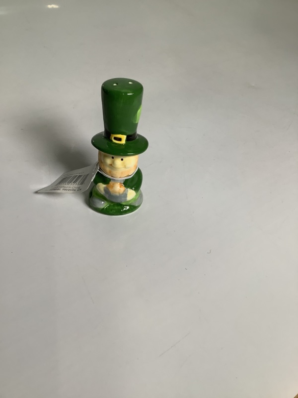 Photo 1 of CERAMIC LEPRECHUAN PEPPER SHAKER NEW