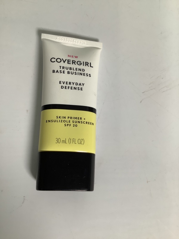 Photo 2 of NEW COVERGIRL TRUBLEND BASE BUSINESS EVERYDAY DEFENSE SKIN PRIMER SUNSCREEN NEW