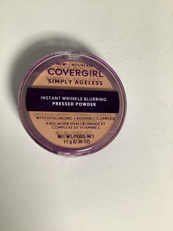 Photo 2 of Covergirl Simply Ageless Instant Wrinkle Blurring Pressed Powder, Natural Beige, 0.39 Oz. 1 PAIR NEW 