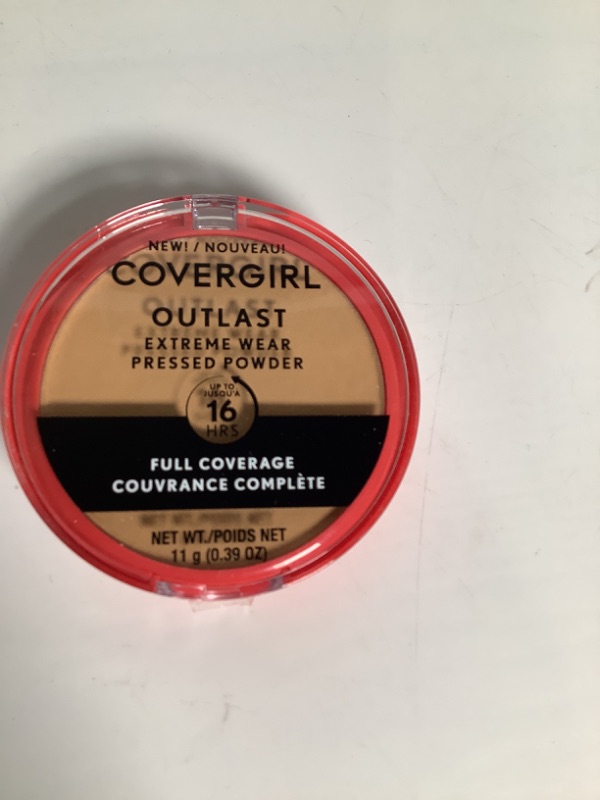 Photo 2 of COVERGIRL Outlast Extreme Wear Pressed Powder, 855 Soft Honey, 0.38 oz NEW