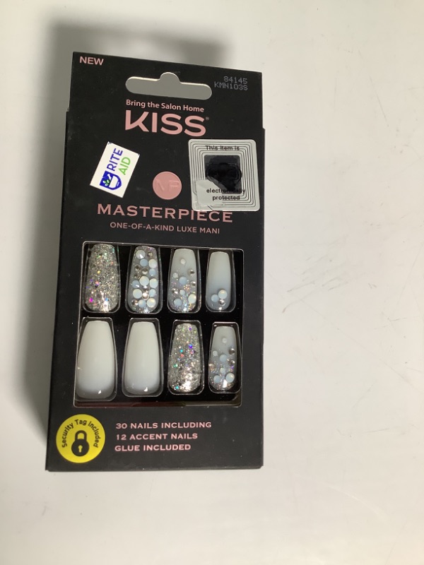 Photo 2 of BRING THE SALON KISS MASTER PIECE ONE-OF- A -KIND LUXE MANI 30 NAILS INCLUDING 12 ACCENT NAILS GLUE INCLUDED NEW