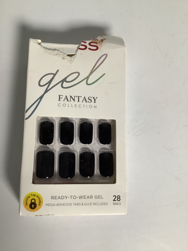 Photo 2 of KISS GEL FANTASY COLECTION READY-TO-WEAR GEL 28 NAILS NEW