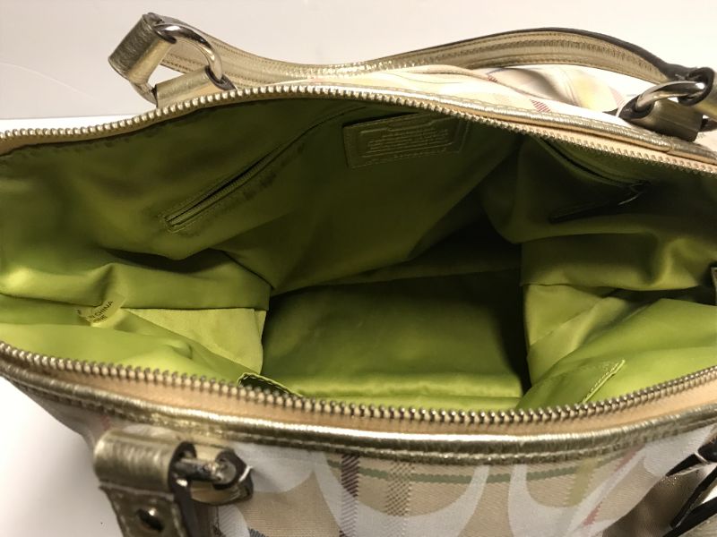 Photo 1 of COACH DAISY SIGNATURE TATTERSALL EMMA TOTE / PURSE
