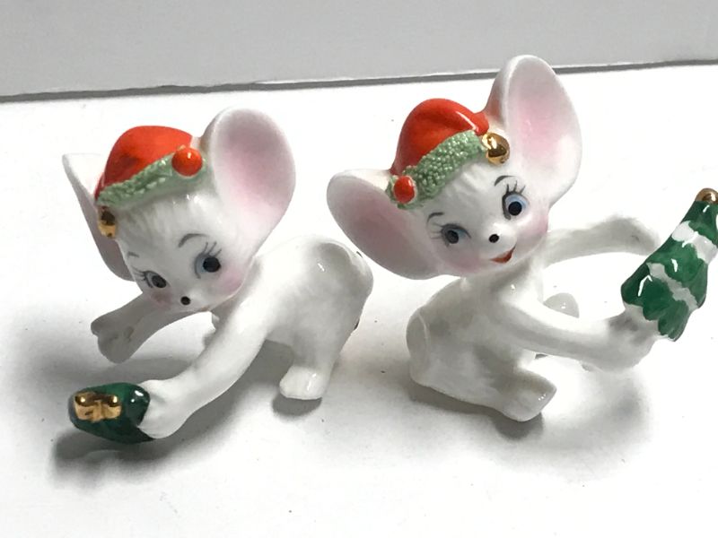 Photo 2 of VINTAGE CHRISTMAS NAPCO CANDLE HUGGERS, CHILLIN S&P 
SHAKERS & MORE