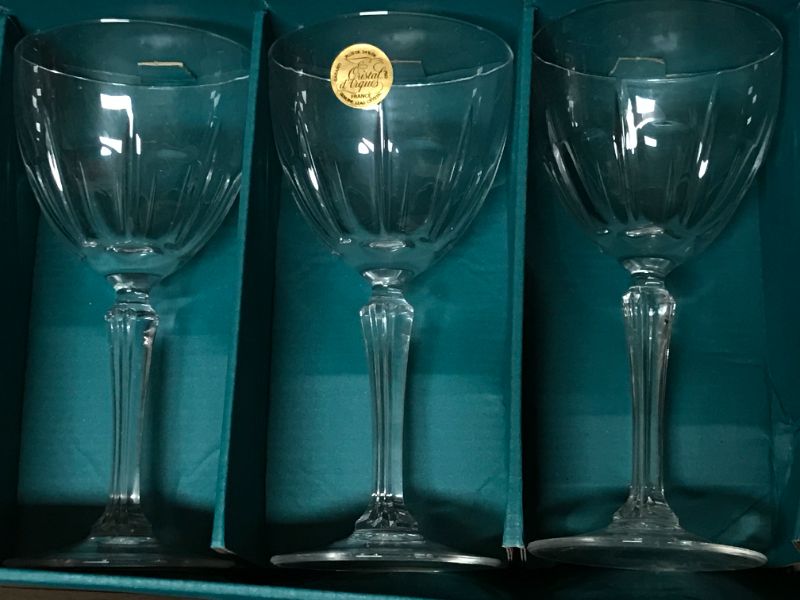 Photo 3 of CRISTAL D’ARQUES BERGERAC STEMED WINE GLASSES