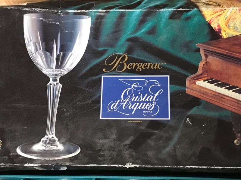 Photo 2 of CRISTAL D’ARQUES BERGERAC STEMED WINE GLASSES