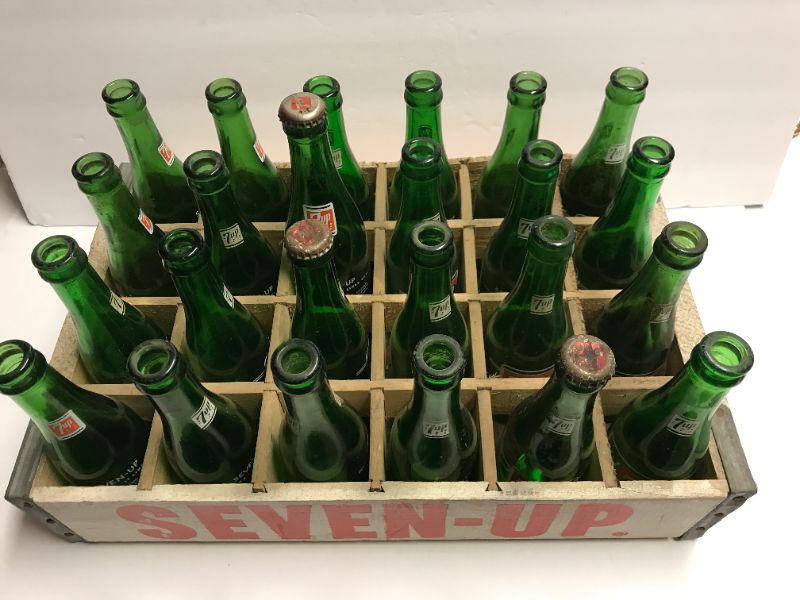 Photo 2 of VINTAGE WOODEN SEVEN-UP CRATE - SIDNEY NEBRASKA W/ BOTTLES