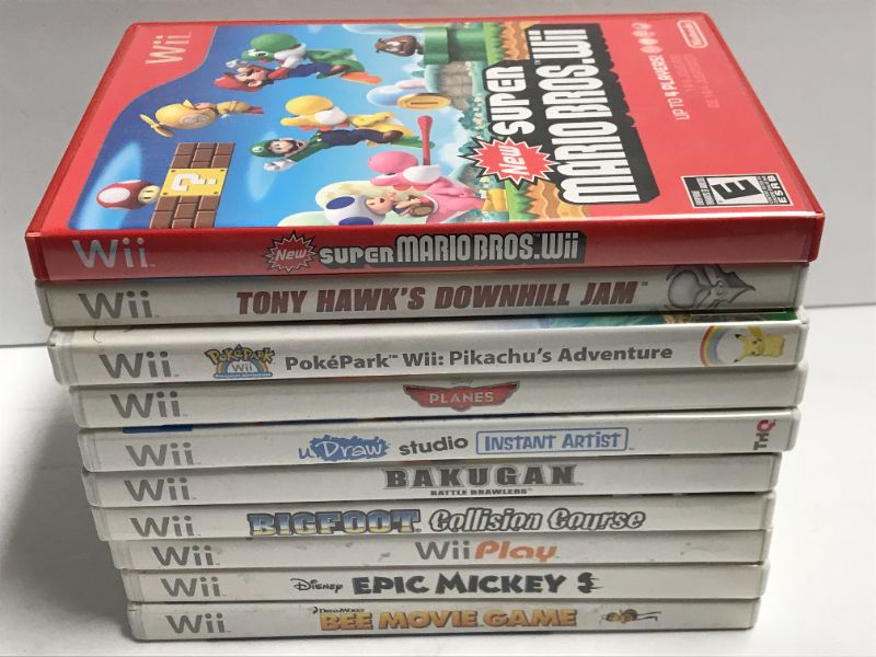 Photo 1 of 10 NINTENDO WII GAMES