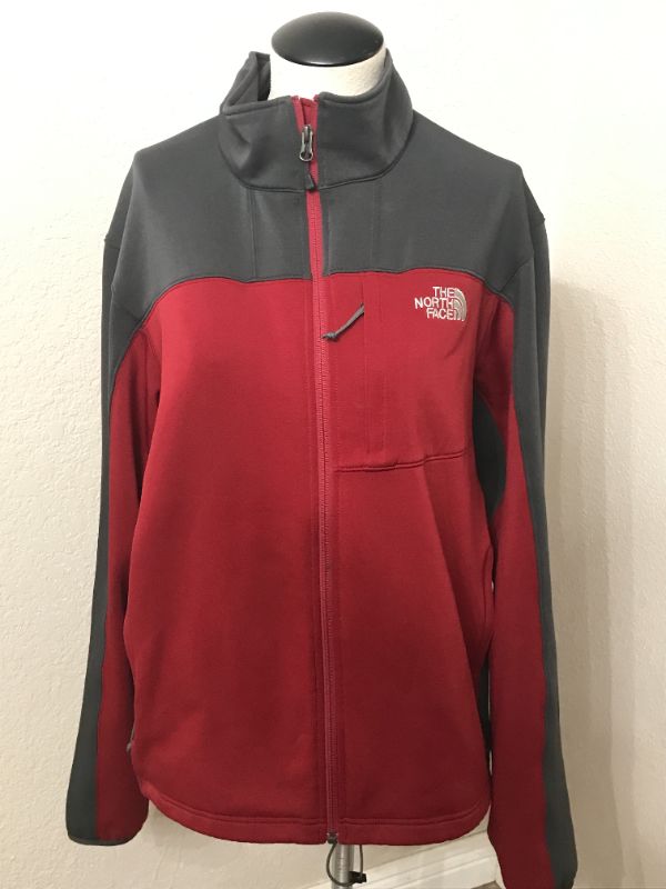 Photo 1 of THE NORTH FACE MENS ZIP UP HOODIE SIZE LARGE