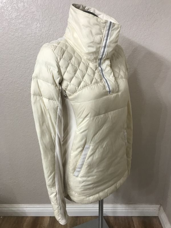 Photo 5 of LULULEMON WHAT THE FLUFF LIGHTWEIGHT GOOSE DOWN PULLOVER POLAR SIZE 4