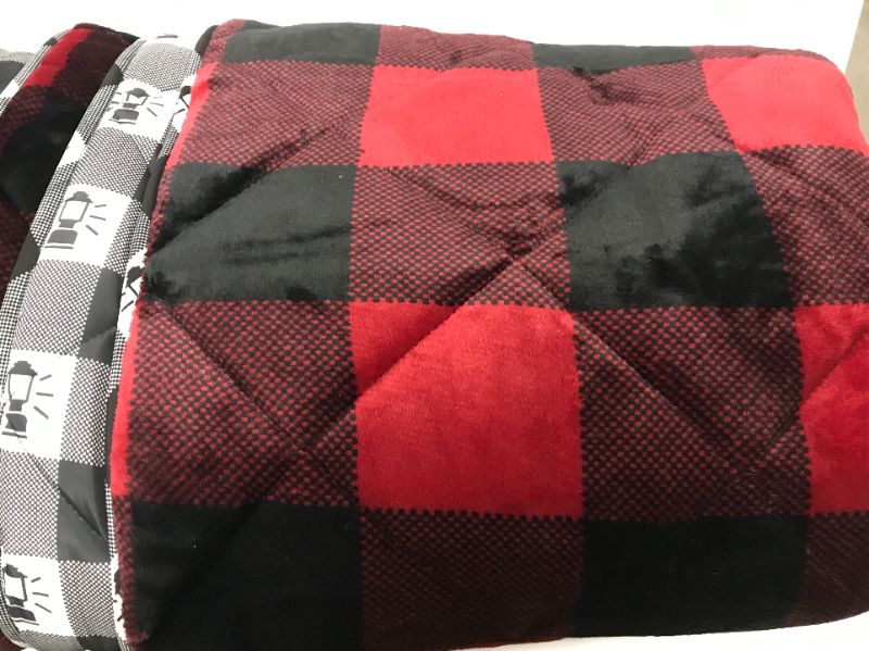 Photo 4 of KING SIZE FLANNEL DUVET SET AND COLEMAN THROW BLANKET