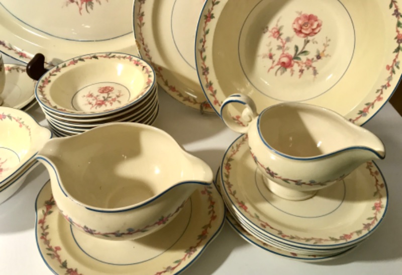 Photo 5 of ANTIQUE TAYLOR SMITH TAYLOR DISHES 
8 - CUSTARD BOWLS 
2- BOWLS 
2-SAUCERS 1-TEACUP 
1- DINNER PLATE 
2 - SERVING DISHES 
1 - CREAMER