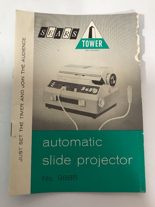 Photo 6 of VINTAGE SEARS TOWER AUTOMATIC 500 SLIDE PROJECTOR  No - 9885