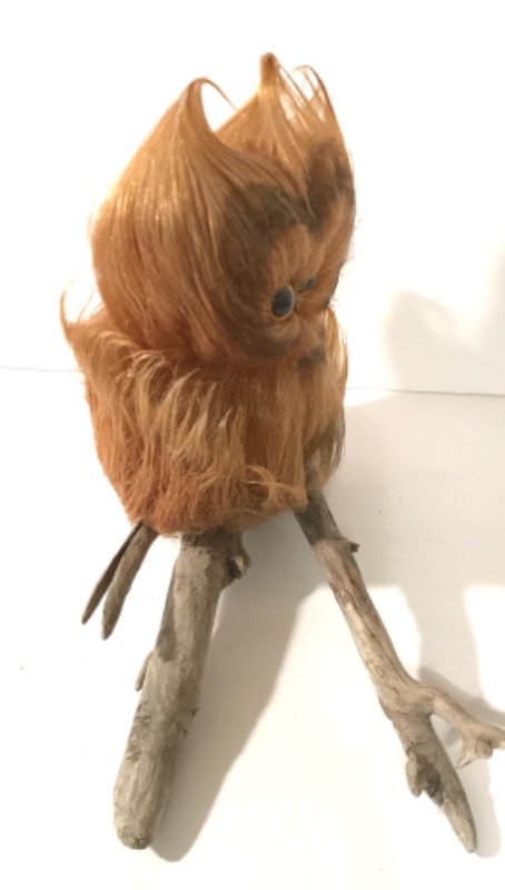 Photo 2 of VINTAGE 70'S WOOLY CRITTER STYLE FIBER ART OWL

