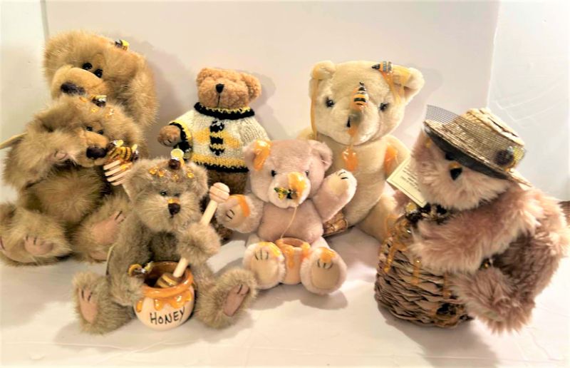 Photo 1 of 6 COLLECTIBLE HONEYBEAR STUFFED ANIMALS, ORZEC