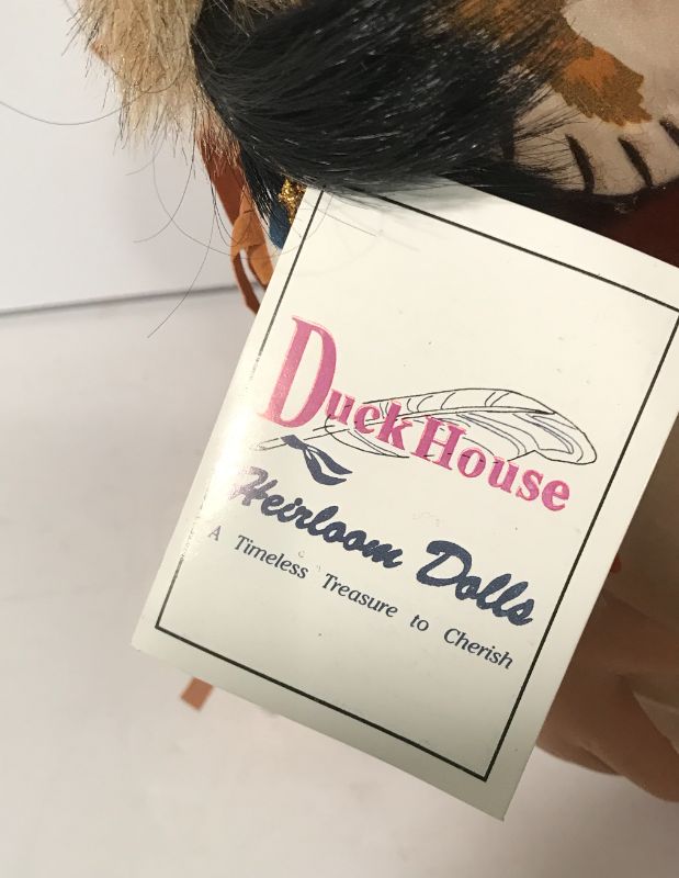 Photo 5 of DUCK HOUSE HEIRLOOM NATIVE AMERICAN DOLL
PORCELAIN COLLECTORS ITEM
H/15”