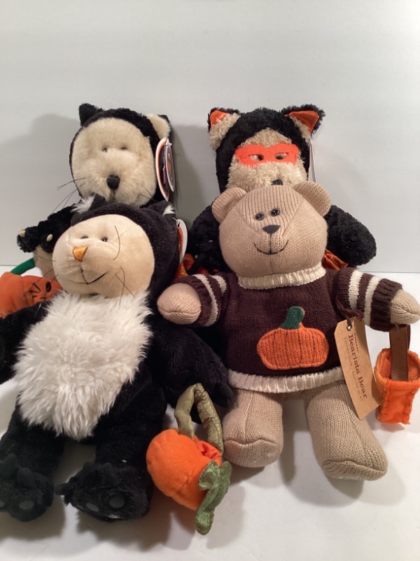 Photo 1 of STARBUCKS BEARISTA BEARS NOS W/ TAGS 2009 , 2005,2003 2004 