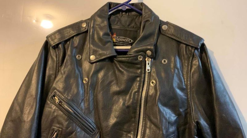 Photo 2 of WOMENS BLACK LEATHER MOTORCYCLE JACKET SIZE XL