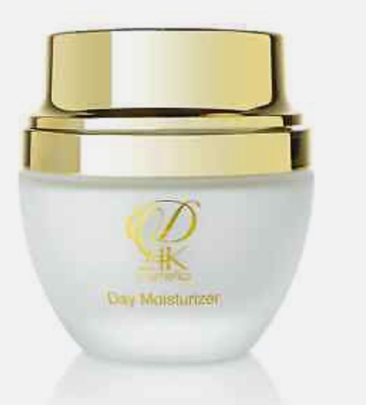 Photo 2 of NEW D24K DAY MOISTURIZER FOR ALL SKIN TYPES, REDUCES APPEARANCE OF FINE LINES AND WRINKLES
