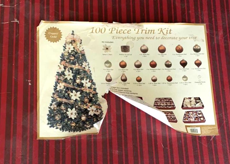 Photo 1 of CHRISTITAS DECORATIONS - 100 PIECE TRIM THE TREE KT